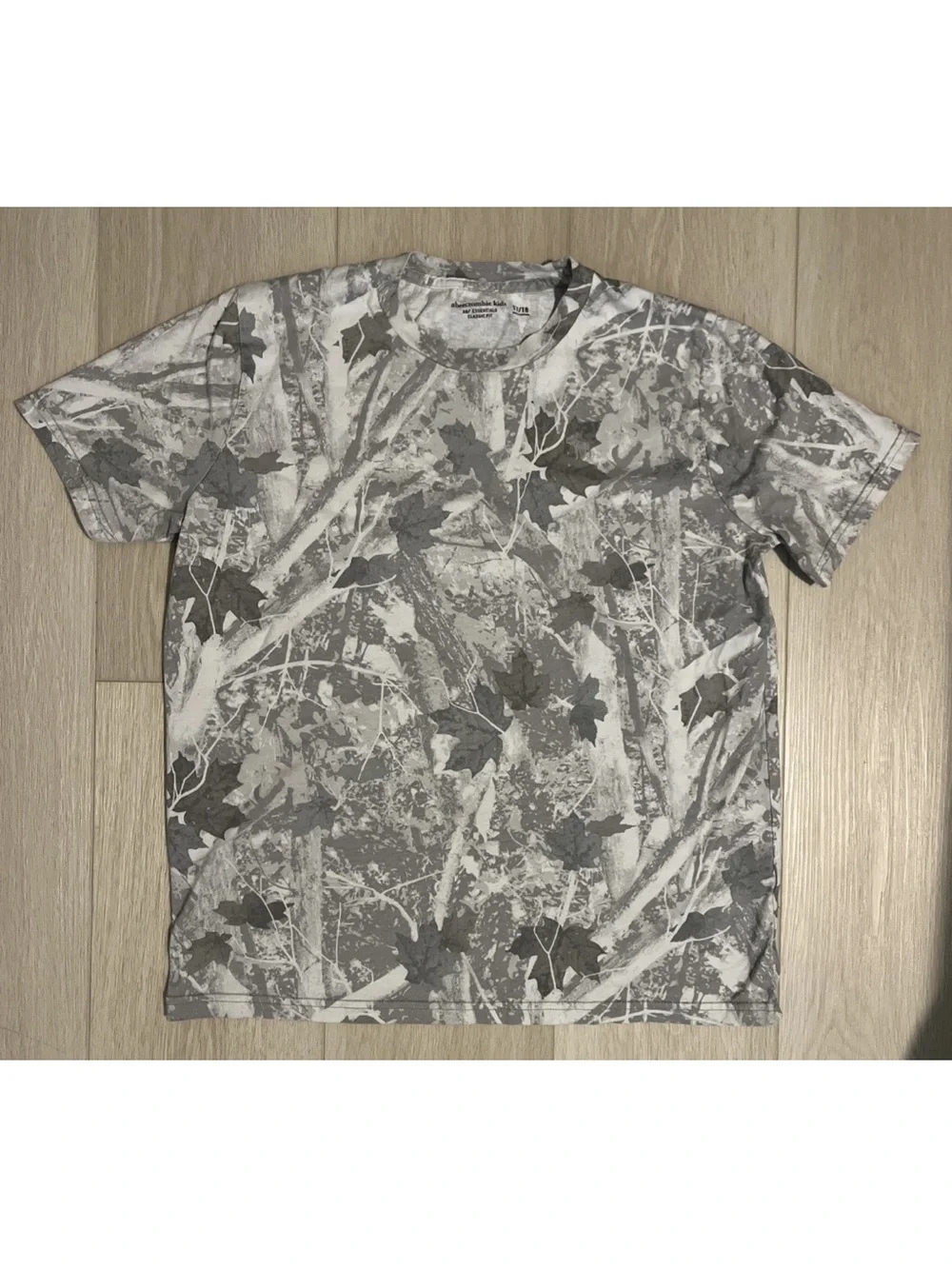 Abercrombie kids A&F Classic Fit tee gray/white forest camouflage Kids 17/18